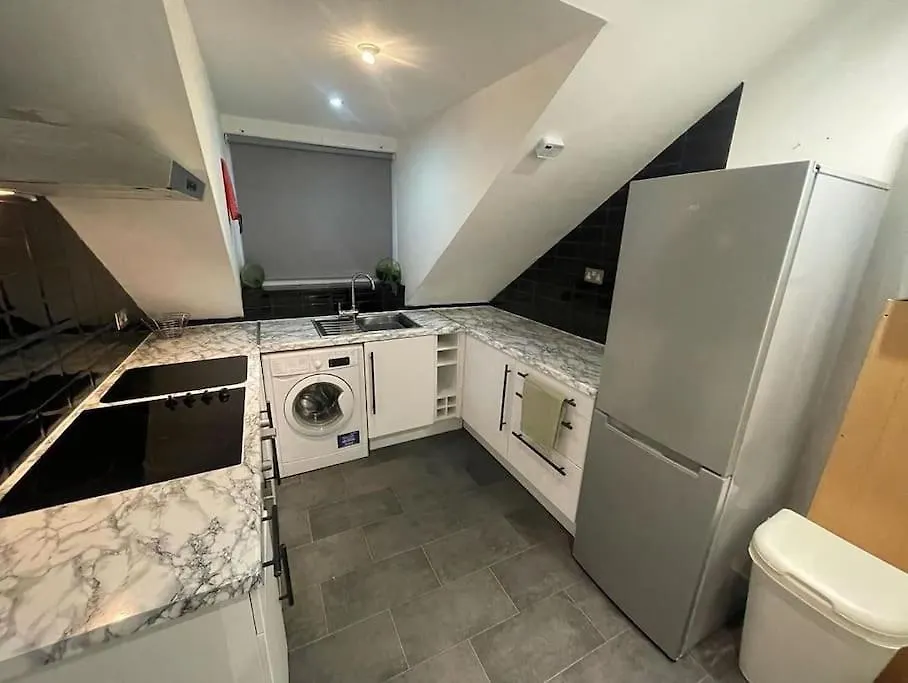 Old Listing Headingley Leeds Apartment Leeds  0*, Leeds (West Yorkshire) United Kingdom
