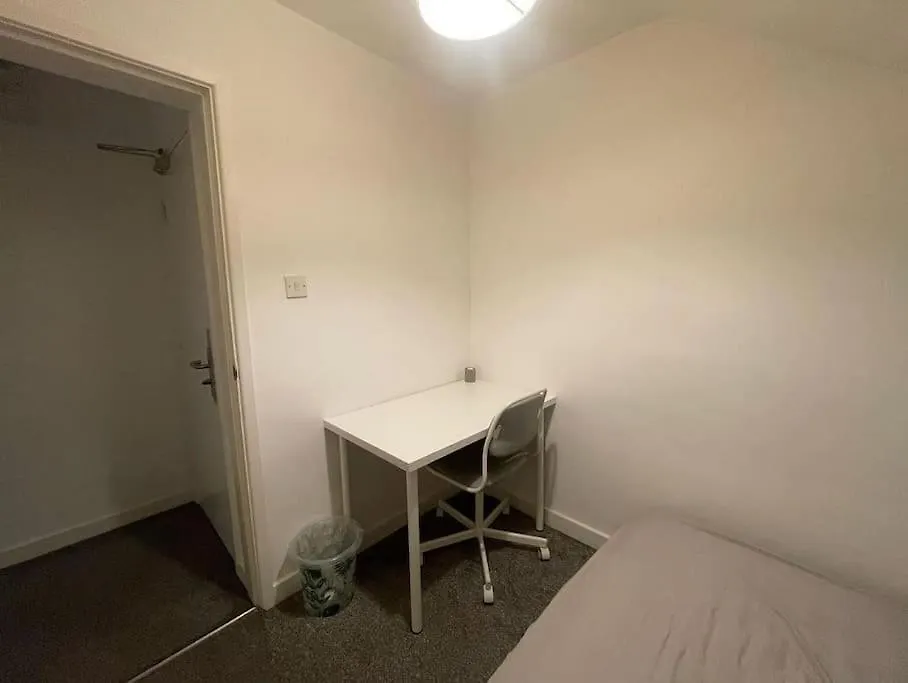 Old Listing Headingley Leeds Apartment Leeds